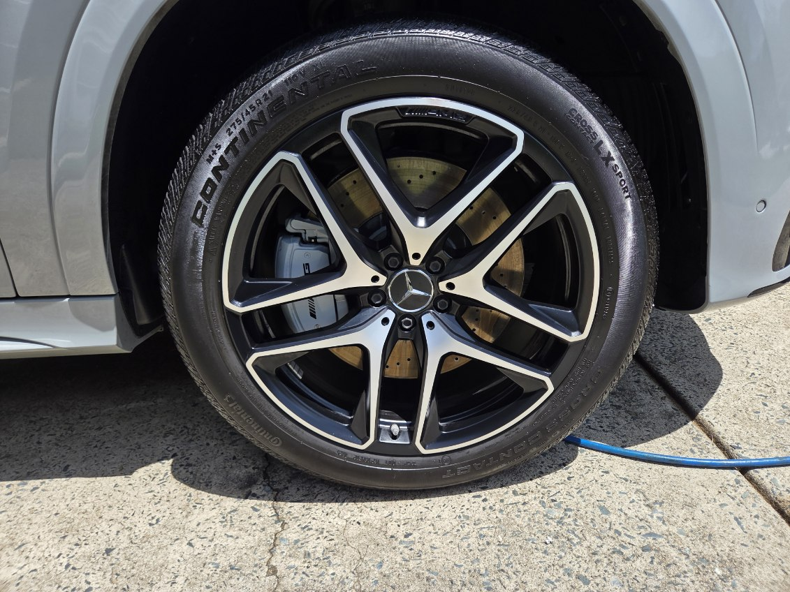 Auto detailing services