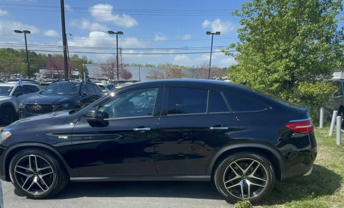Detailed Mercedes